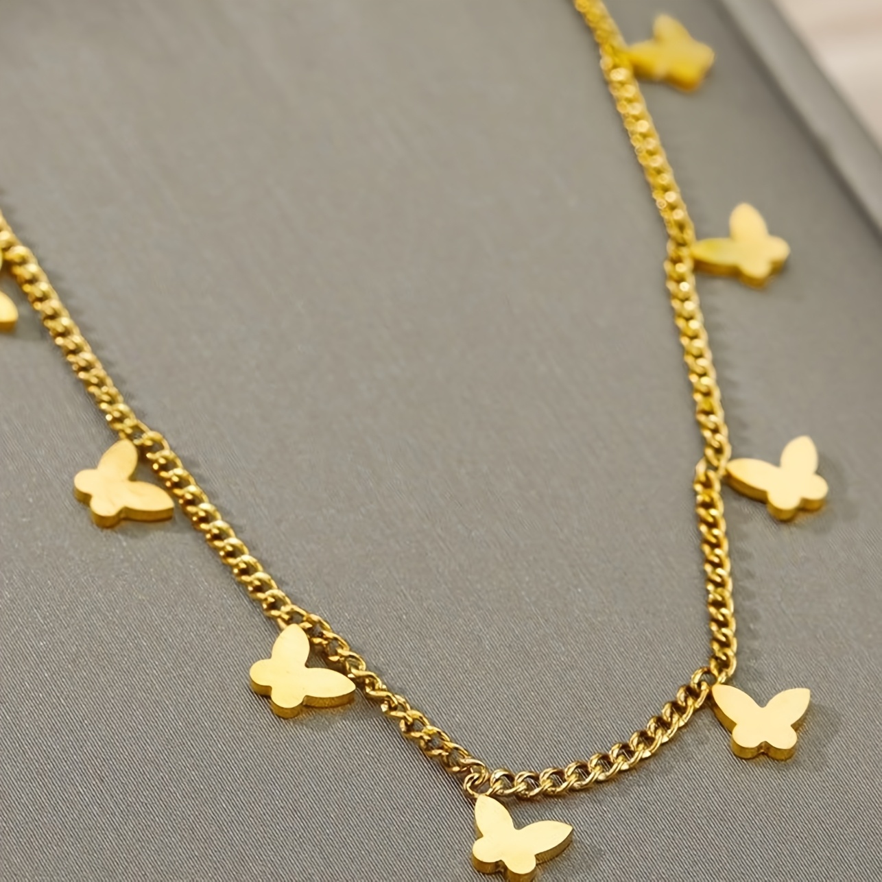 Women's Exquisite Butterfly Tassel Pendant Necklace